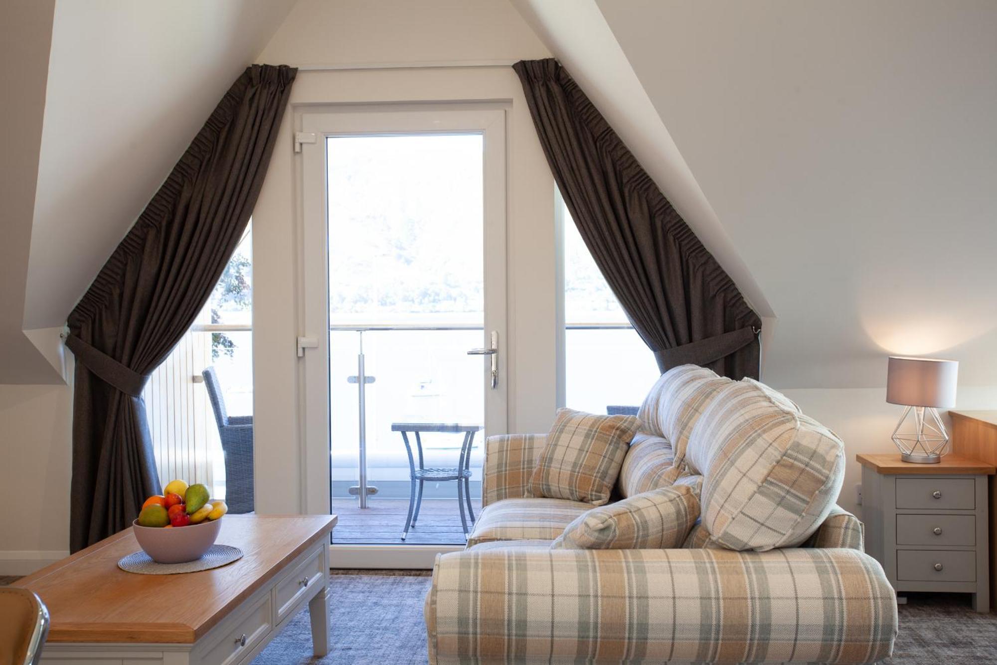 פורט ויליאם Lochiel Villa Guest House מראה חיצוני תמונה